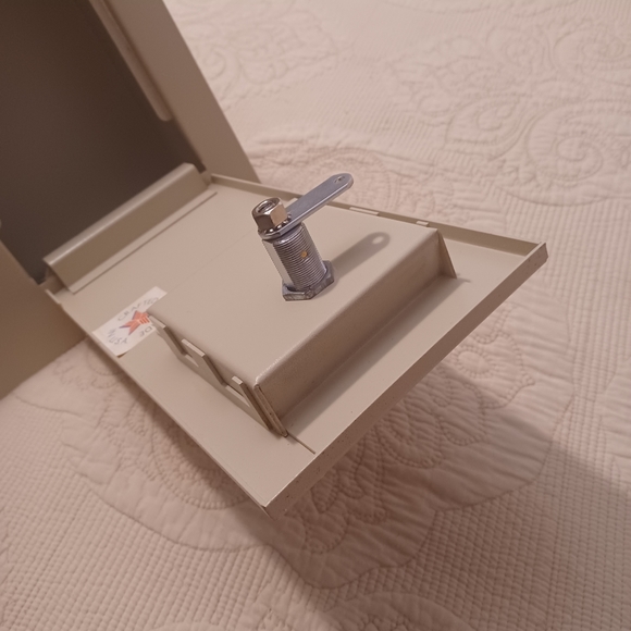 Wall safe HPC WS-100, hidden wall safe - Picture 4 of 13